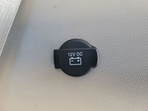 Used 2017 Chrysler Pacifica Touring-L Plus FWD image 7