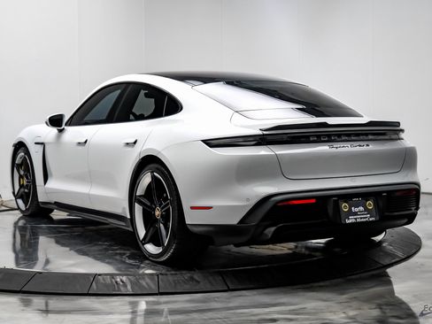 Used 2020 Porsche Taycan Turbo S image 8