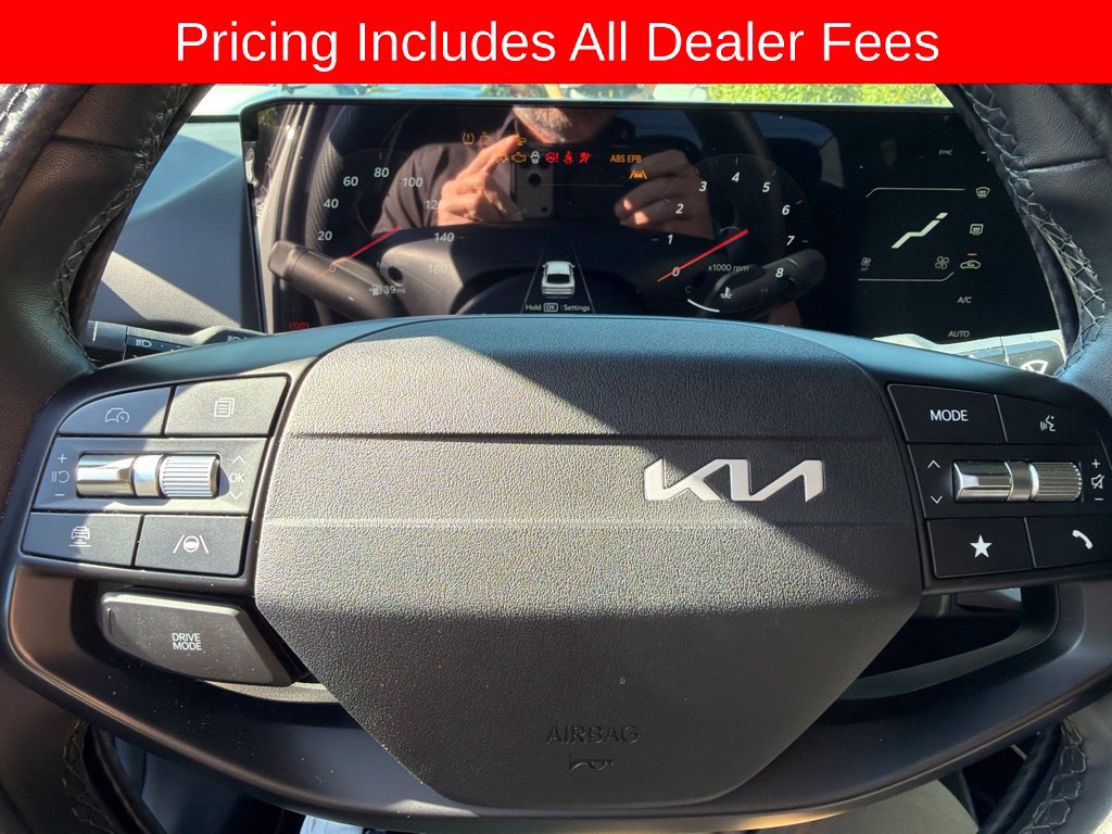 Certified 2025 Kia K4 EX FWD image 8