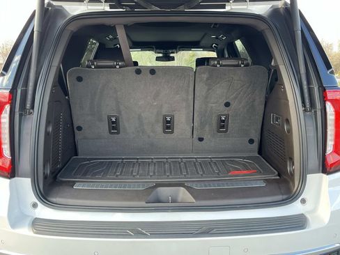 Used 2021 GMC Yukon Denali image 11