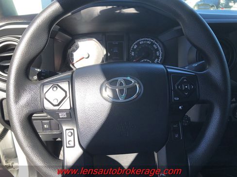 Used 2019 Toyota Tacoma SR5 image 13