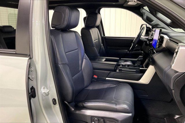 Used 2024 Toyota Tundra Platinum w/ TRD Off-Road Package AWD/4WD image 7