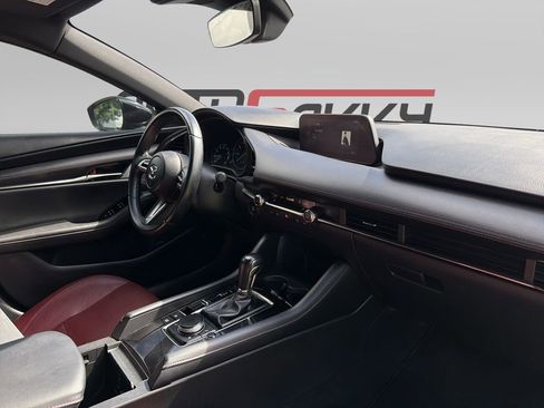 Used 2022 MAZDA MAZDA3 s FWD image 6