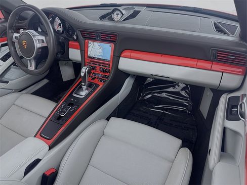 Certified 2016 Porsche 911 Turbo S image 28