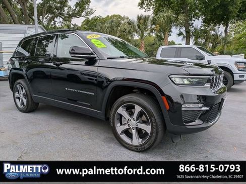 Used 2023 Jeep Grand Cherokee 4WD 4xe image 2