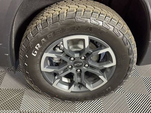 New 2025 Chevrolet Equinox ACTIV image 33