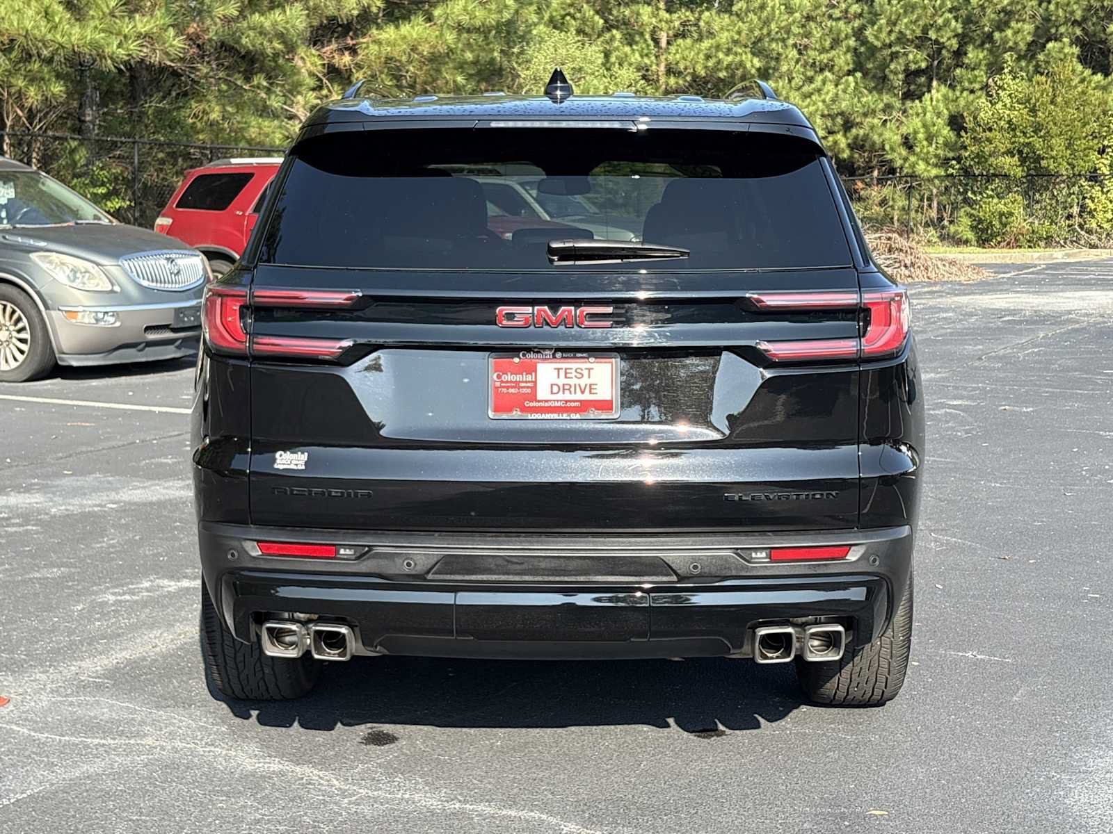 Used 2025 GMC Acadia Elevation w/ Elevation Premium Package FWD image 21