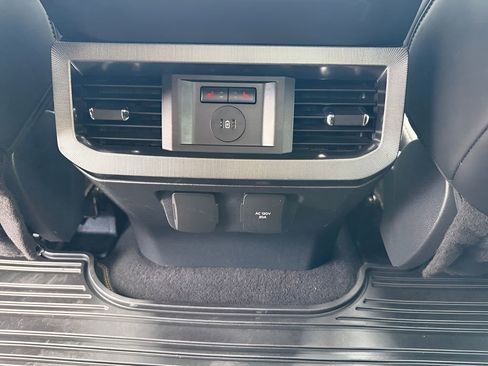Used 2023 Ford F250 Platinum AWD/4WD image 26