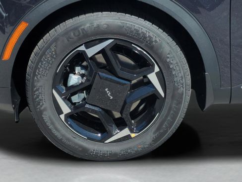New 2026 Kia Sportage EX FWD image 23