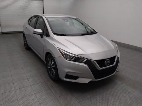 Used 2021 Nissan Versa SV FWD image 13