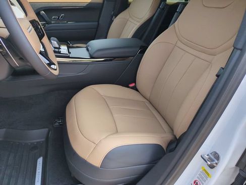 New 2026 Land Rover Range Rover Sport Dynamic SE AWD/4WD image 12