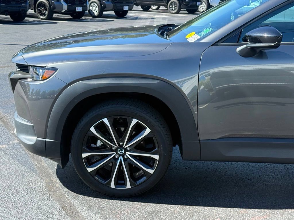 Used 2025 MAZDA CX-50 AWD 2.5 S w/ Cargo Package image 2