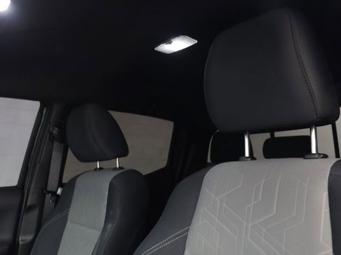 Used 2023 Toyota Tacoma TRD Off-Road image 13