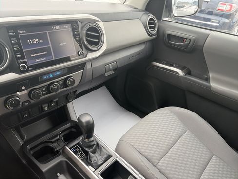 Used 2021 Toyota Tacoma SR5 image 22