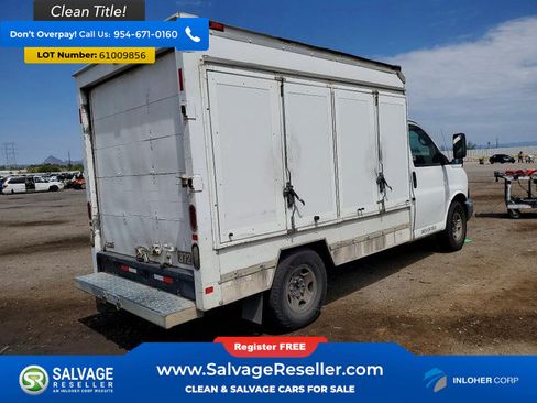 Used 2010 GMC Savana 3500 RWD image 4