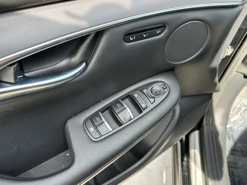 Used 2023 INFINITI QX50 Luxe FWD image 26