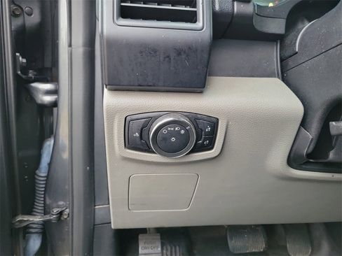 Used 2016 Ford F150 XL w/ Equipment Group 101A Mid image 15