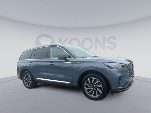 Used 2026 Lincoln Aviator AWD image 10