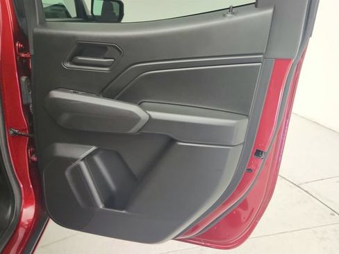 Certified 2024 Chevrolet Colorado Trail Boss w/ Advanced Trailering Package AWD/4WD image 31