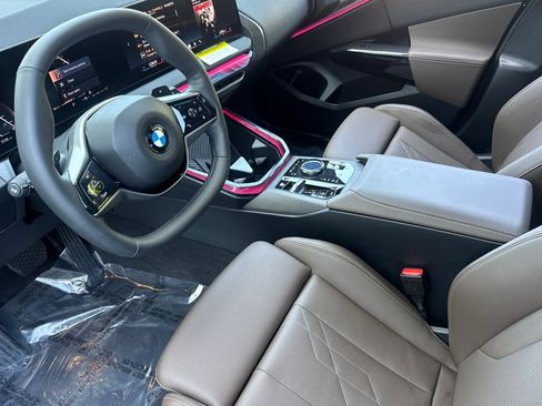 Used 2026 BMW X3 xDrive30i w/ Convenience Package AWD/4WD image 4
