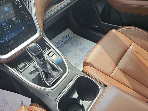 Used 2020 Subaru Outback Touring XT AWD/4WD image 27