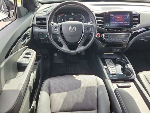 Certified 2023 Honda Ridgeline Black Edition image 11