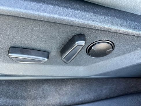 New 2025 Ford F150 Lightning Flash image 20