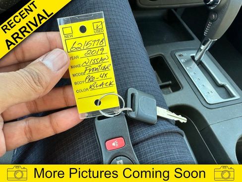 Used 2019 Nissan Frontier PRO-4X image 26