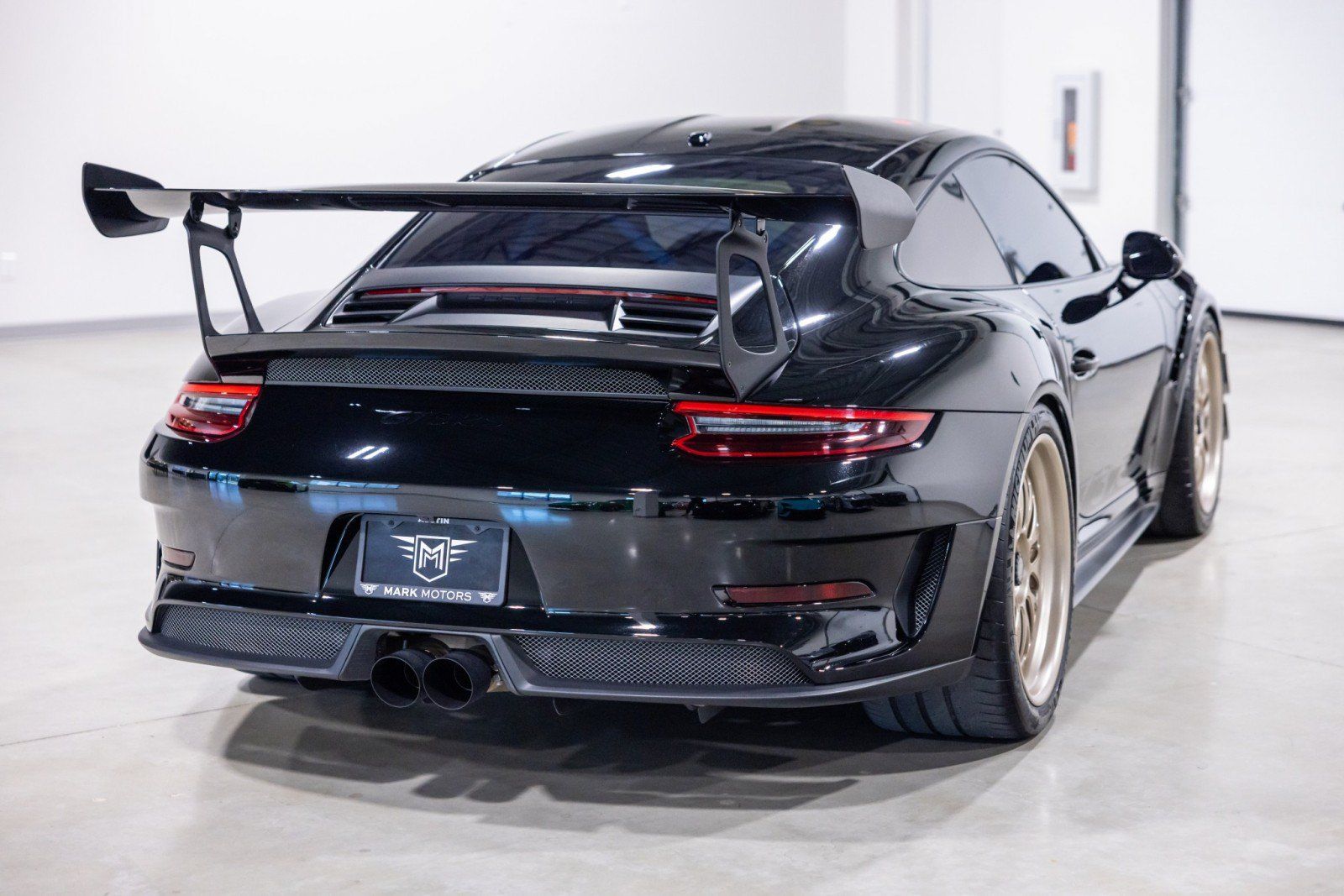 Used 2019 Porsche 911 GT3 RS RWD image 9