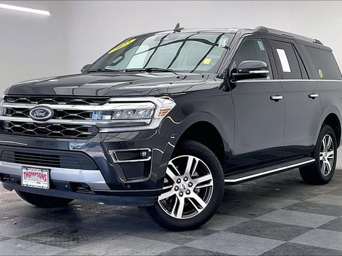 Used 2023 Ford Expedition Max Limited AWD/4WD image 12