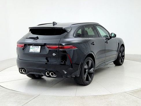 Certified 2025 Jaguar F-PACE SVR image 5
