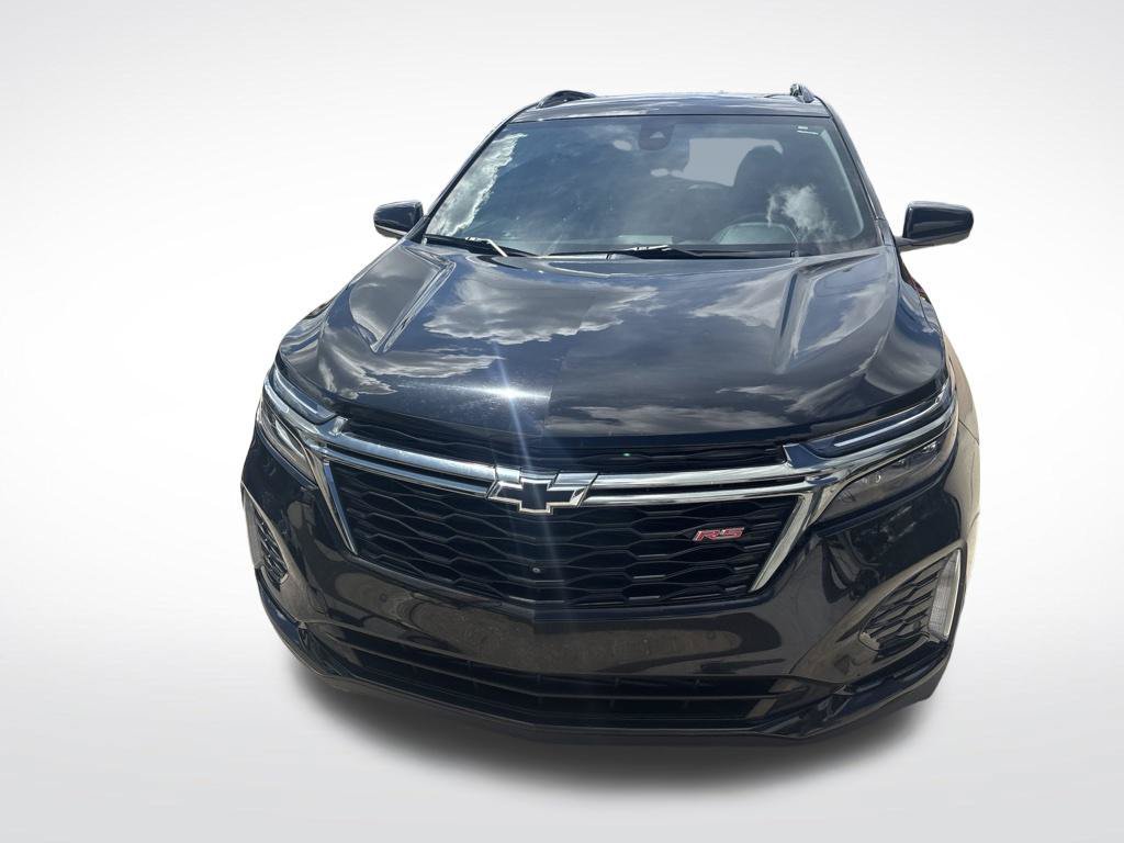 Used 2022 Chevrolet Equinox RS w/ RS Leather Package FWD image 2