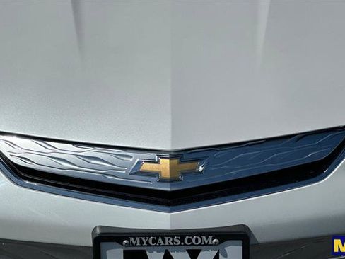 Used 2018 Chevrolet Volt Premier w/ Driver Confidence Package image 36