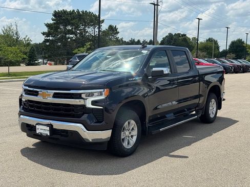 Used 2024 Chevrolet Silverado 1500 LT w/ Protection Package AWD/4WD image 32