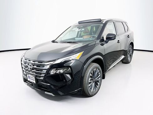 New 2026 Nissan Rogue Platinum AWD/4WD image 3