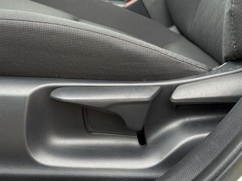 Used 2025 Toyota Corolla LE FWD image 25