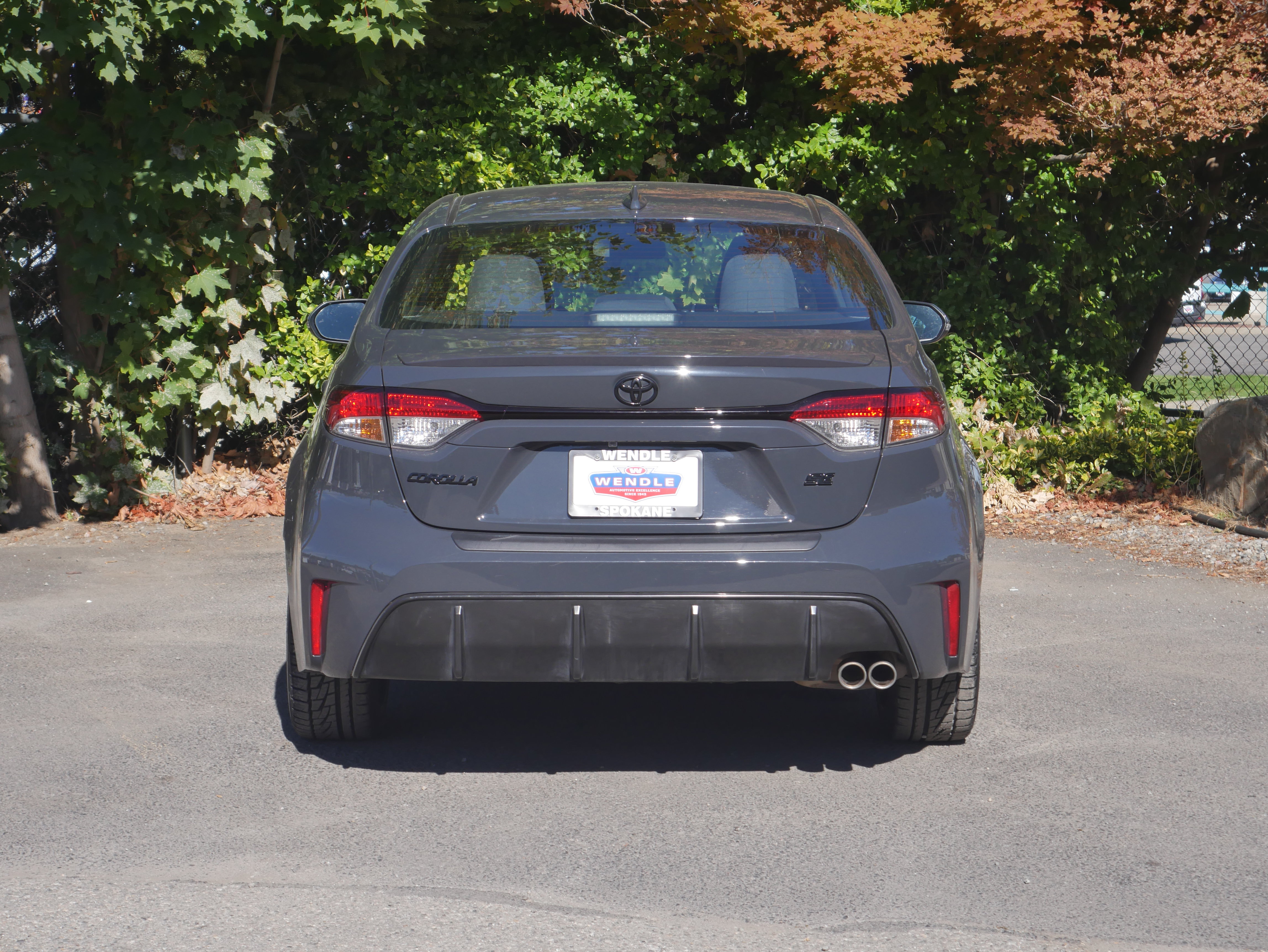 Used 2024 Toyota Corolla SE w/ SE Premium Package FWD image 18