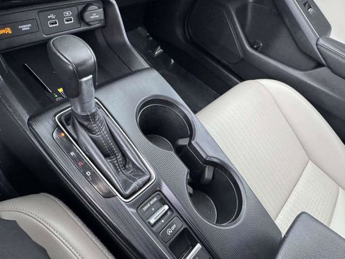 Used 2024 Honda Civic Touring image 23