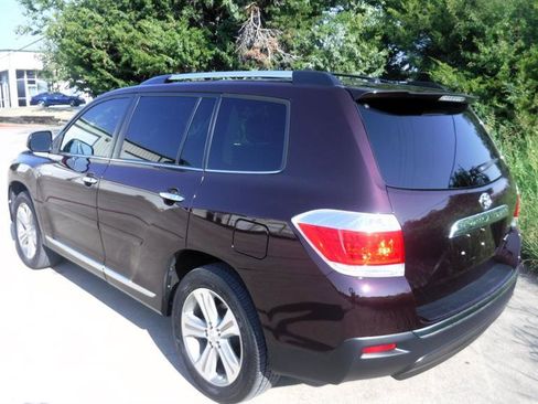 Used 2013 Toyota Highlander Limited image 12