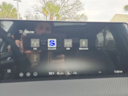 New 2026 Nissan Kicks SR w/ SR Premium Package FWD image 17