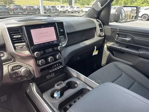 New 2026 RAM 1500 Express AWD/4WD image 11