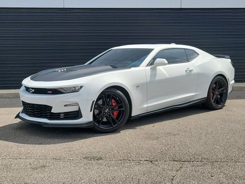 Used 2023 Chevrolet Camaro SS RWD image 1