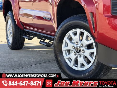 Used 2026 Toyota Tacoma SR5 image 12
