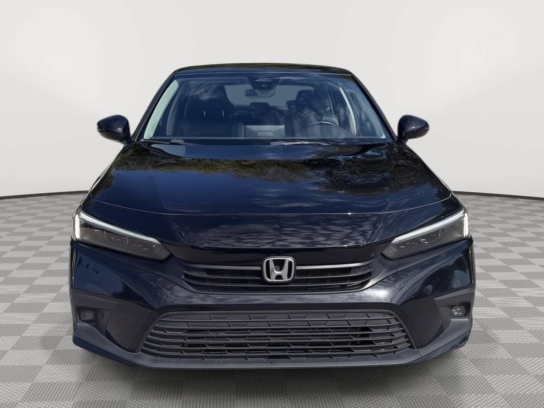 Used 2022 Honda Civic Touring image 2