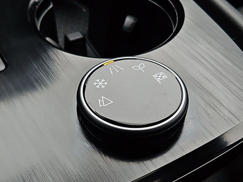 Certified 2023 Nissan Rogue SV w/ SV Premium B Package image 25