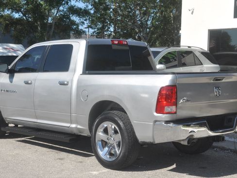 Used 2012 RAM 1500 Big Horn w/ Remote Start & Security Group RWD image 9