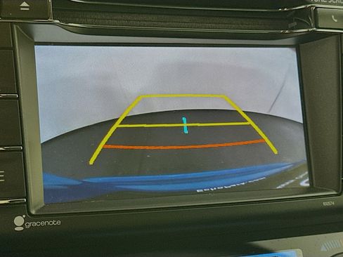 Used 2017 Toyota RAV4 XLE w/ Plus Special Value Package FWD image 22