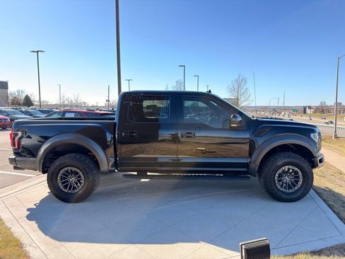Used 2019 Ford F150 Raptor w/ Equipment Group 802A Luxury image 11