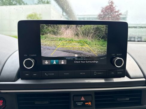 Used 2023 Honda Pilot LX image 34
