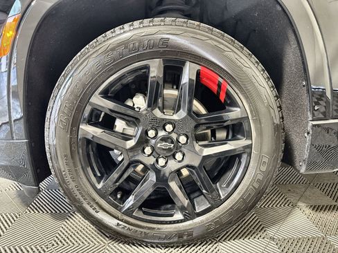 Used 2022 Chevrolet Traverse Premier w/ Redline Edition image 12